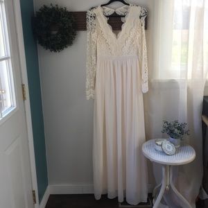 Maniju • Ivory Lace sleeve Long Dress